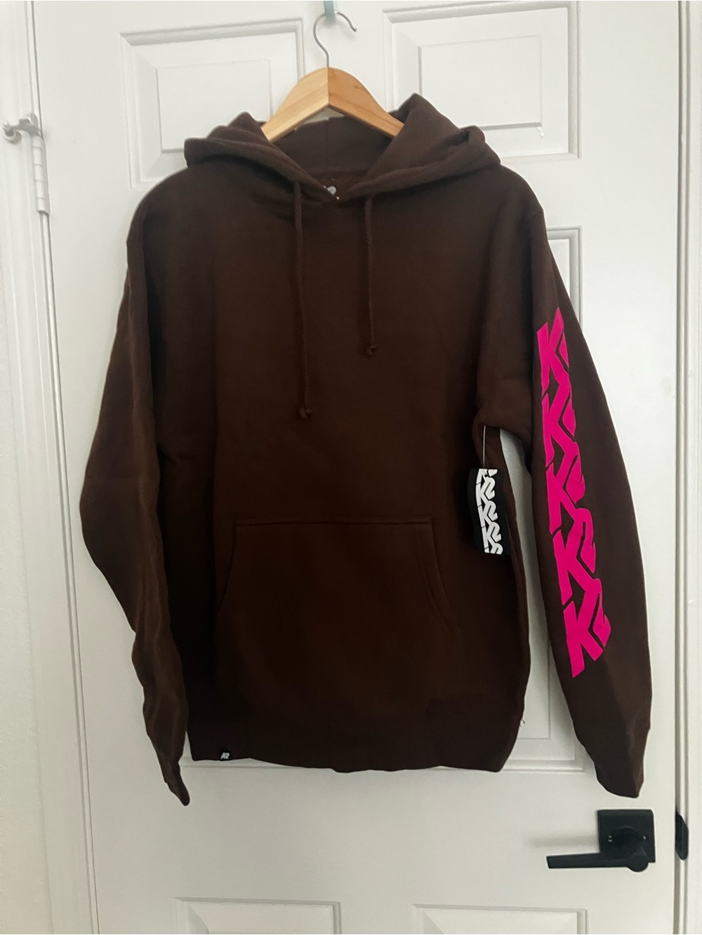 Women's K2 Ski Hoodie | Brown & Pink Sleeve Graphic